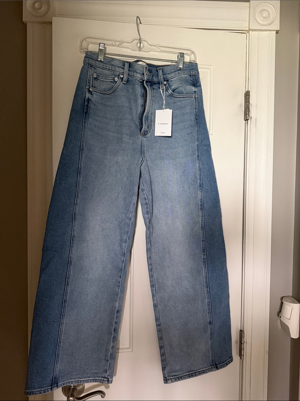 Z Supply LUNA High-Rise Wide Leg Jeans in Light Blue Denim